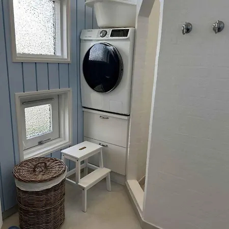 בית נופש Lovely Summer House With Sea View *