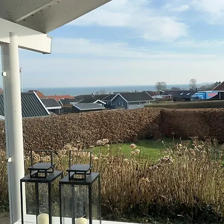 Lovely Summer House With Sea View *